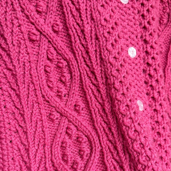 Super cool hand knit chunky cardigan cable knit with pom details size M/L - Picture 5 of 10